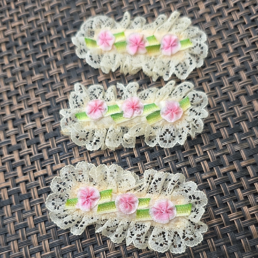 Floral Lace Hair Clips - Cream and Pink